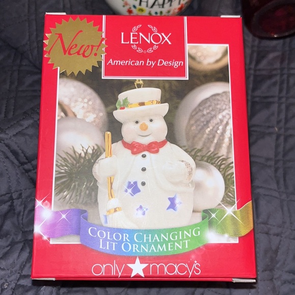 LENOX Color changing lit Snowman Ornament Only at Macy’s 3.375 inches - New - Picture 12 of 14